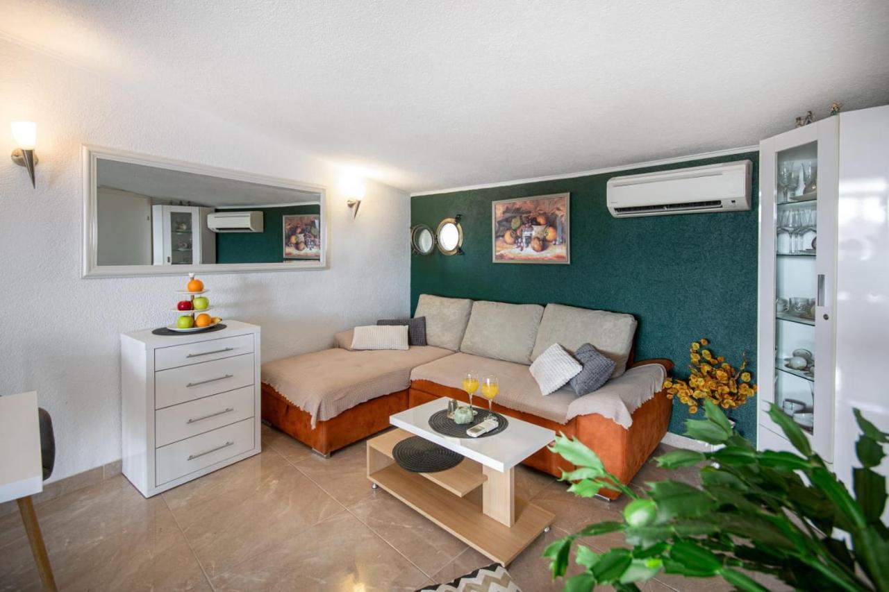 Holiday Home Nevera ماكارسكا المظهر الخارجي الصورة