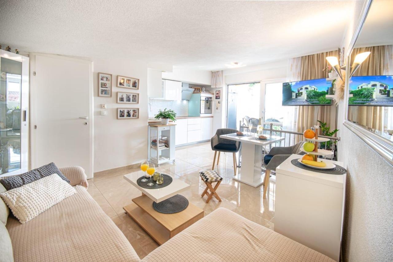 Holiday Home Nevera ماكارسكا المظهر الخارجي الصورة