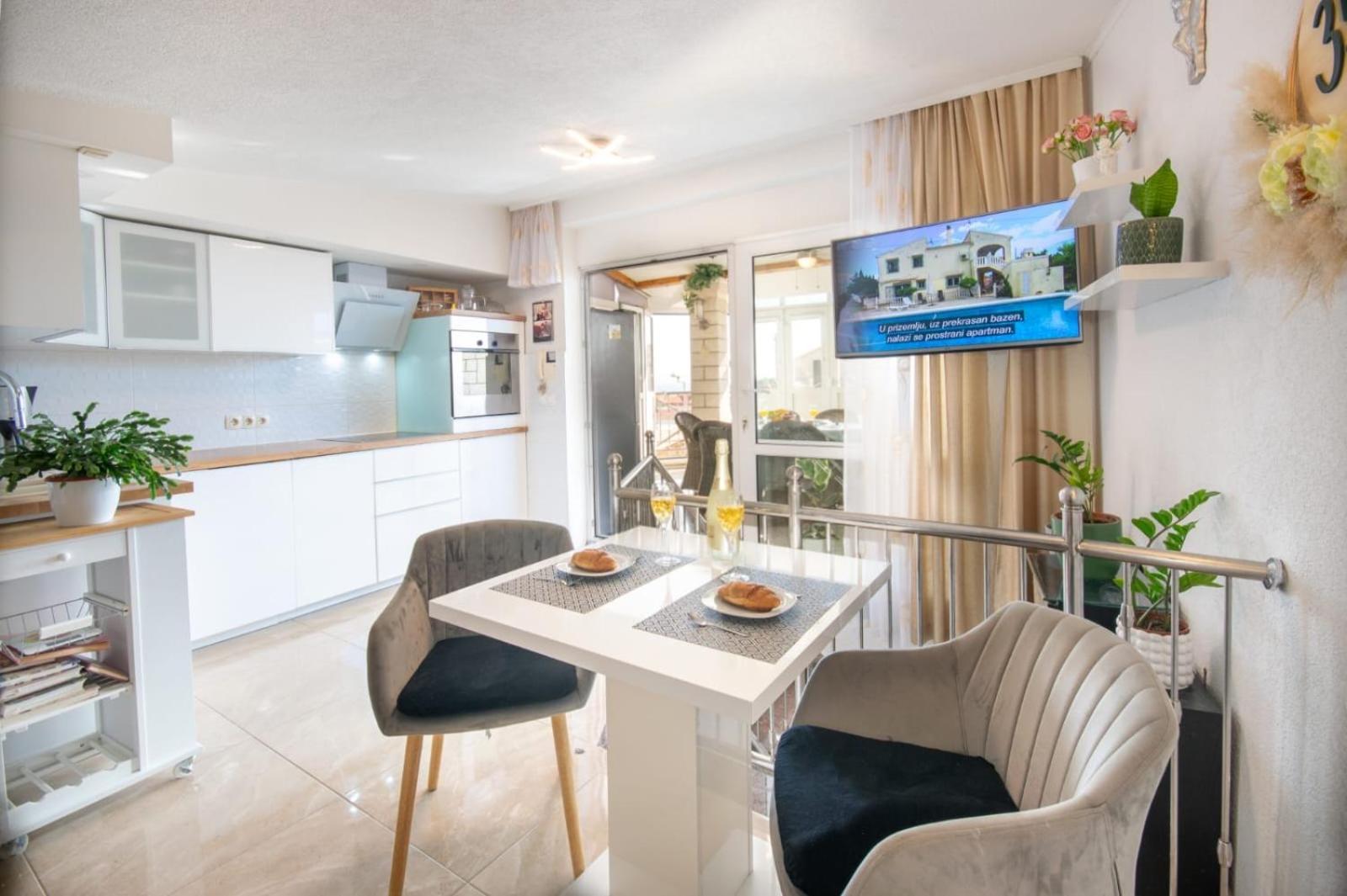 Holiday Home Nevera ماكارسكا المظهر الخارجي الصورة